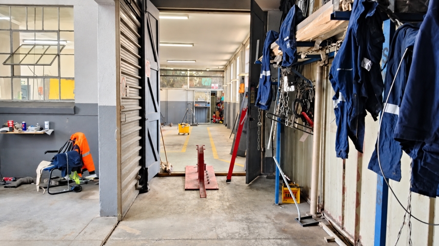 To Let Commercial Property for Rent in Rustenburg Central North West